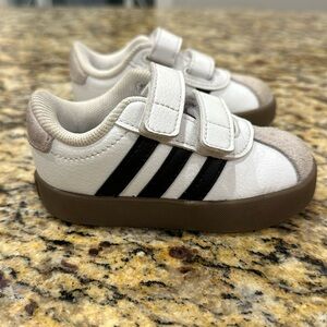 Kids' VL Court 3.0 Sneaker Toddler size